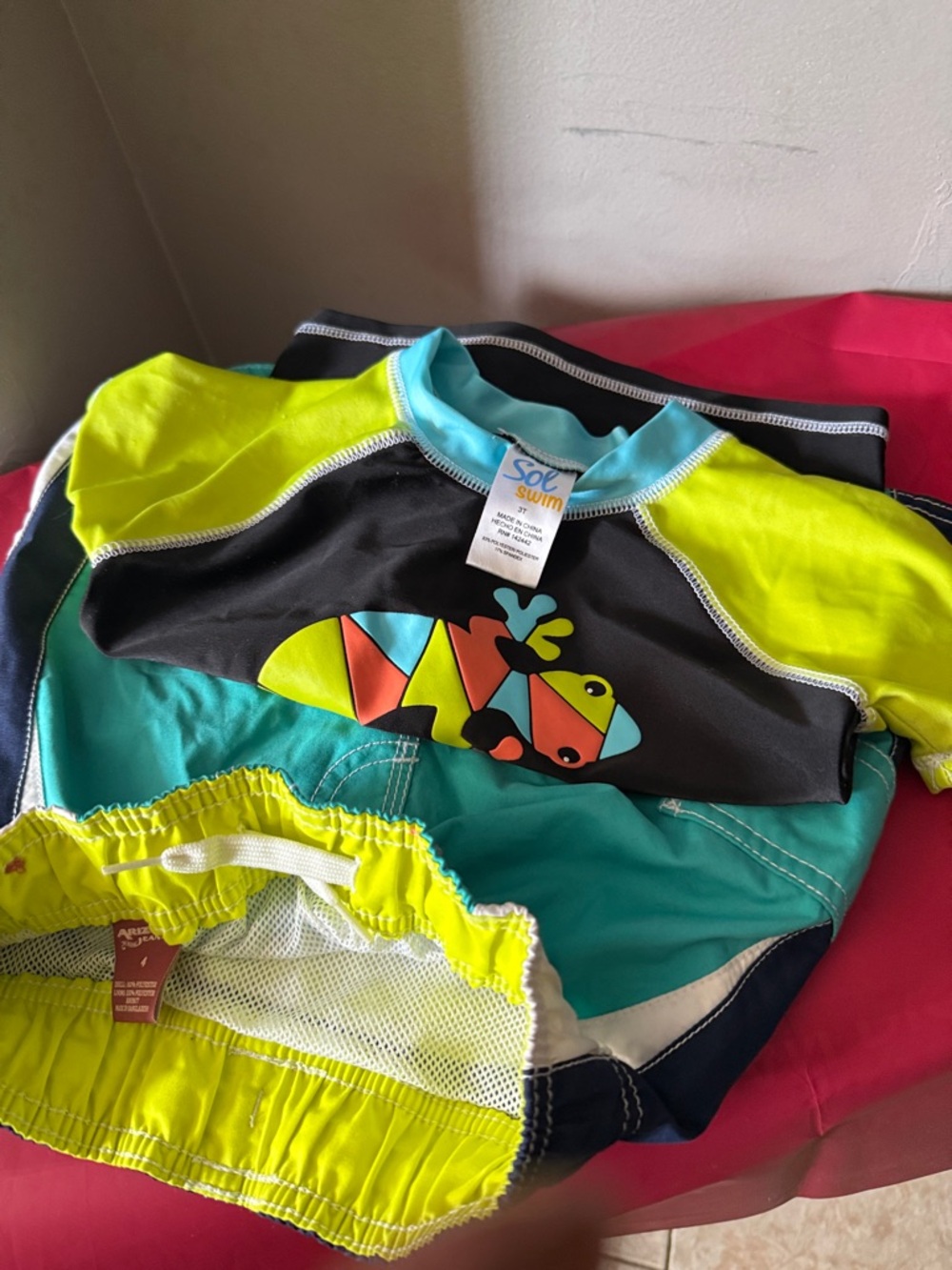 Kids Neon Yellow & Teal Chameleon Rashguard Swim Set size 3T and shorts 4 .